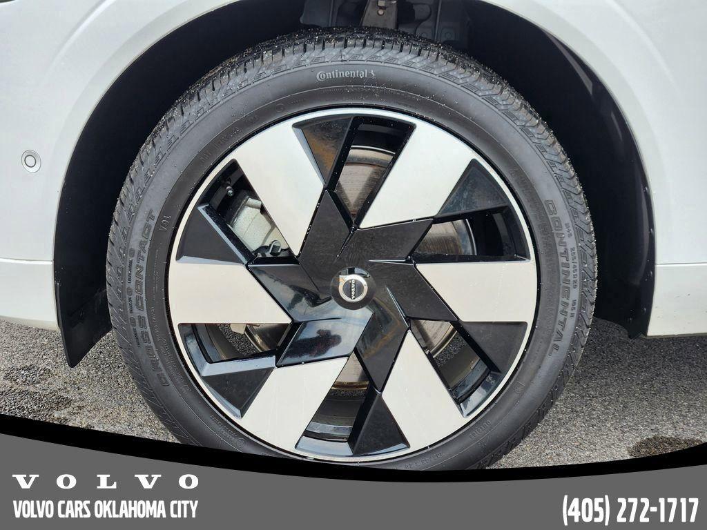 used 2025 Volvo XC60 Plug-In Hybrid car, priced at $50,500