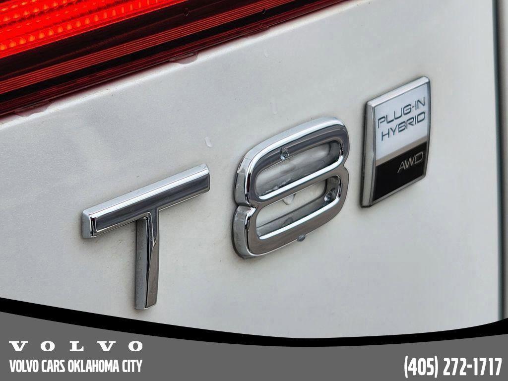 used 2025 Volvo XC60 Plug-In Hybrid car, priced at $50,500