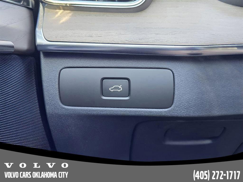 used 2025 Volvo XC90 car, priced at $54,500