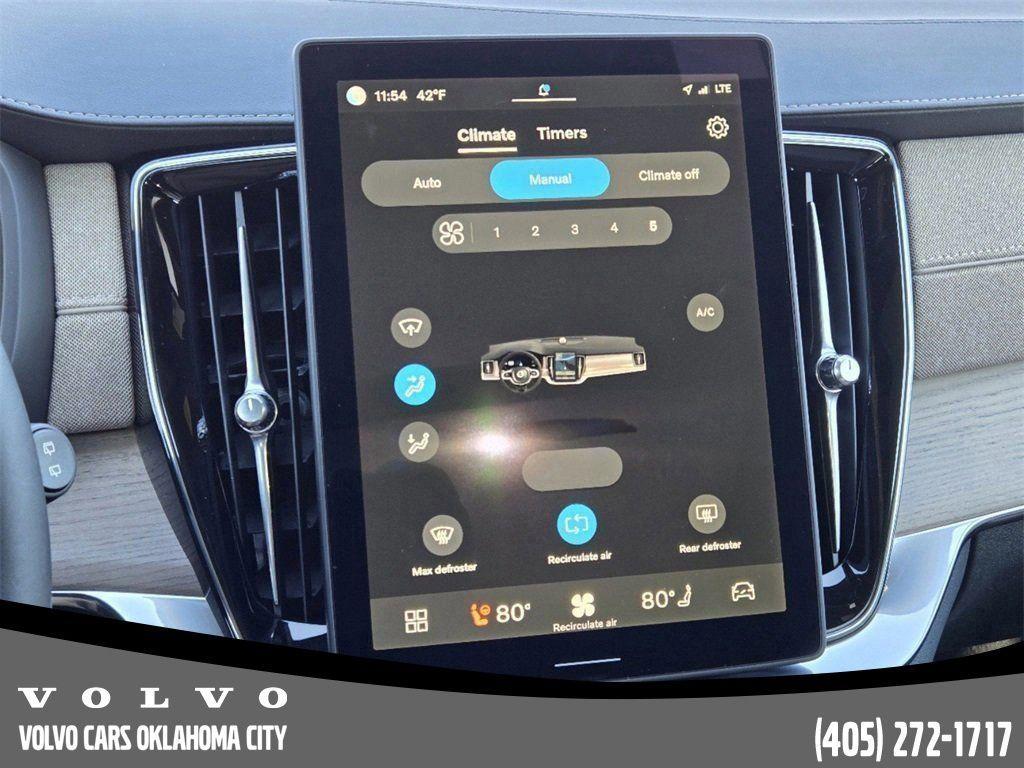 used 2025 Volvo XC90 car, priced at $54,500