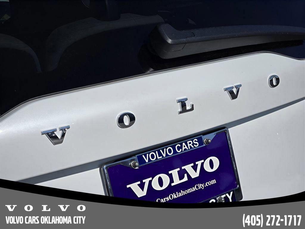 used 2025 Volvo XC90 car, priced at $54,500