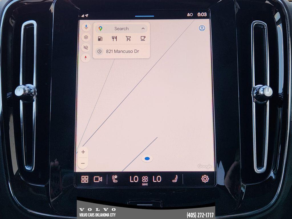used 2025 Volvo XC40 car, priced at $34,400
