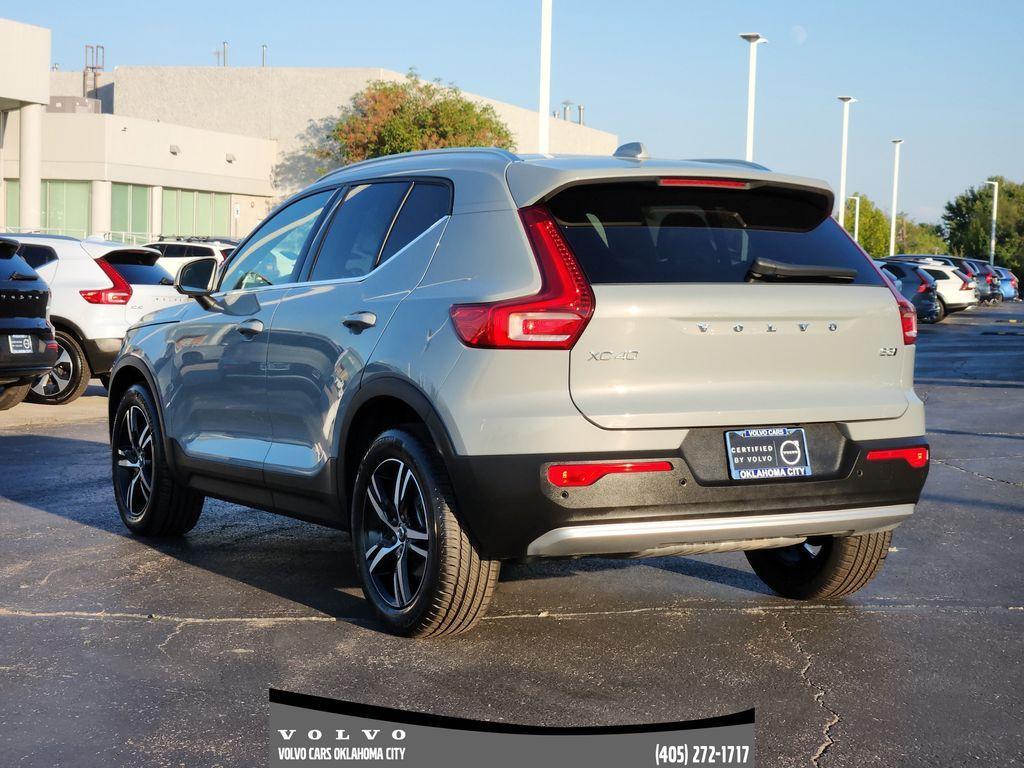 used 2025 Volvo XC40 car, priced at $34,400