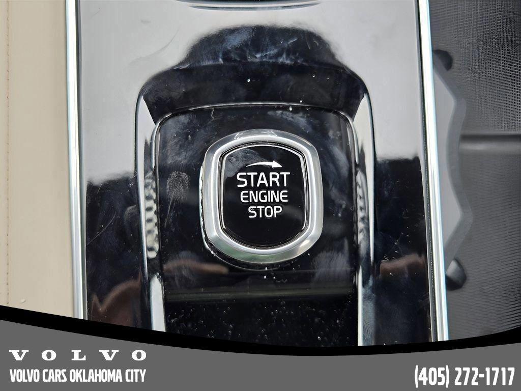 used 2025 Volvo XC90 Plug-In Hybrid car, priced at $69,900