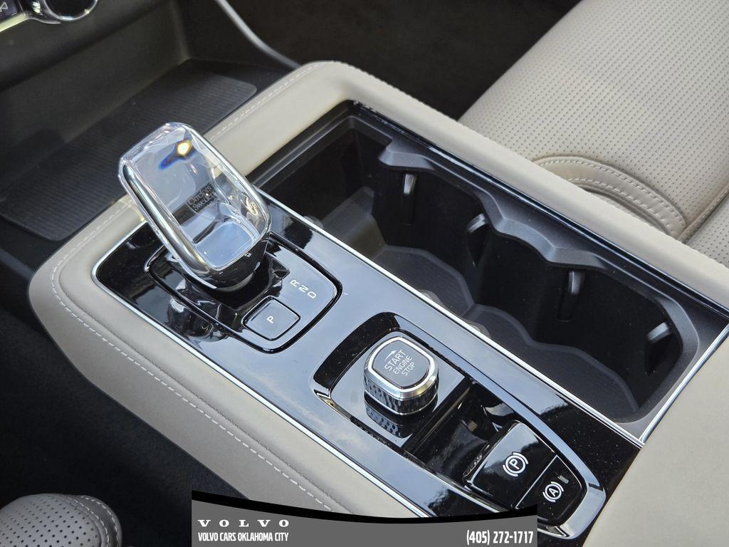 new 2026 Volvo XC90 car, priced at $83,270