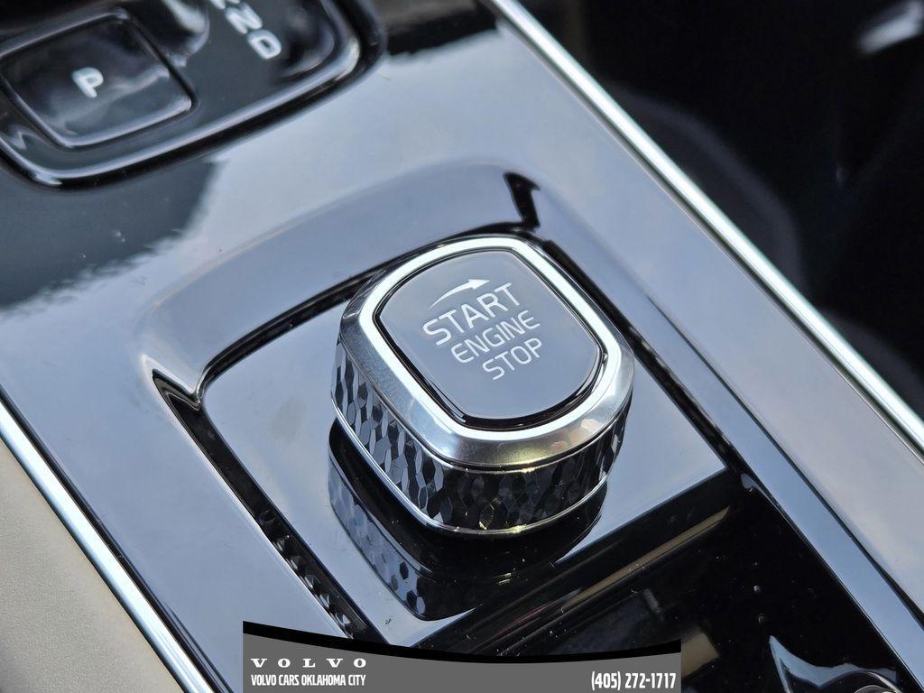 new 2026 Volvo XC90 car, priced at $83,270