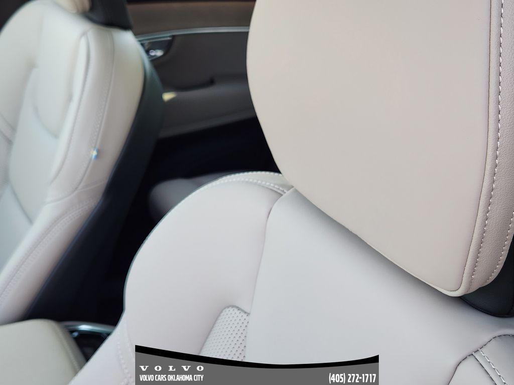 new 2026 Volvo XC90 car, priced at $77,870
