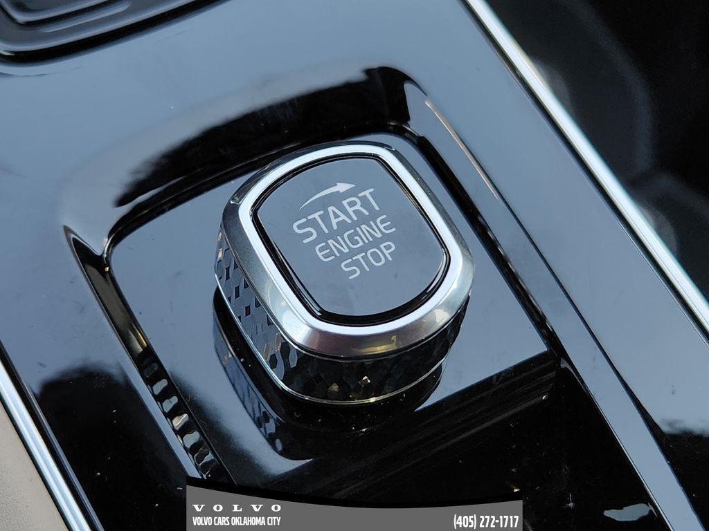 new 2026 Volvo XC90 car, priced at $77,870