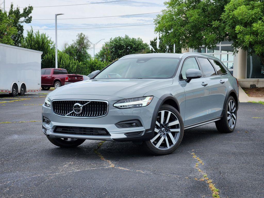 new 2025 Volvo V90 Cross Country car, priced at $63,365