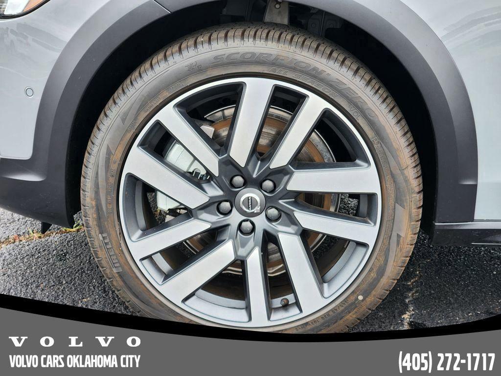 new 2025 Volvo V90 Cross Country car, priced at $63,365