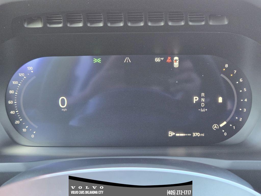 new 2026 Volvo XC90 car, priced at $78,370