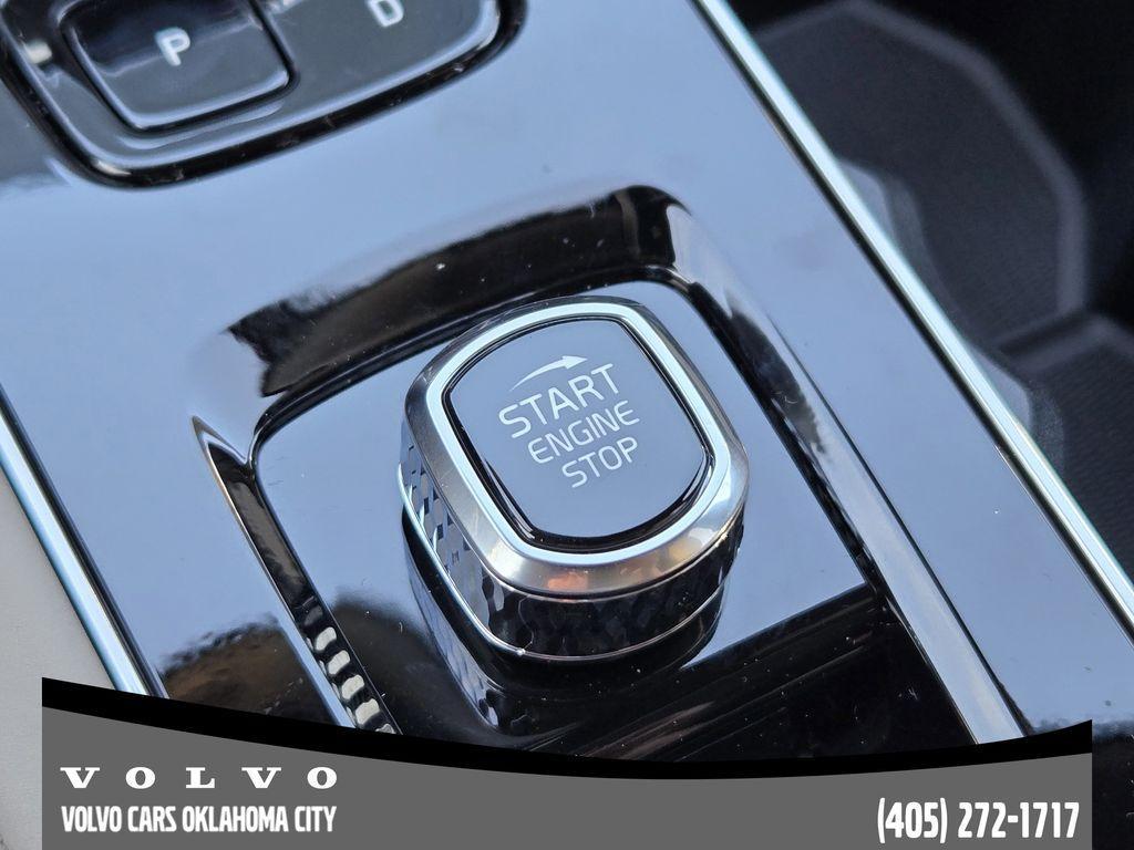 new 2026 Volvo XC90 car, priced at $78,370