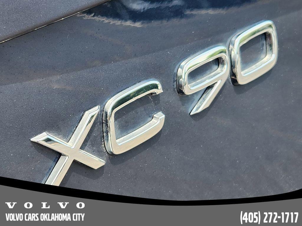 used 2025 Volvo XC90 car, priced at $41,900