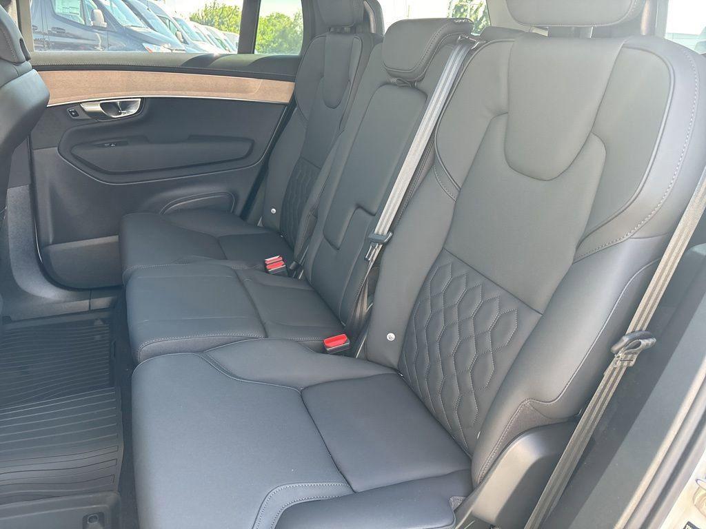 new 2025 Volvo XC90 car, priced at $65,555