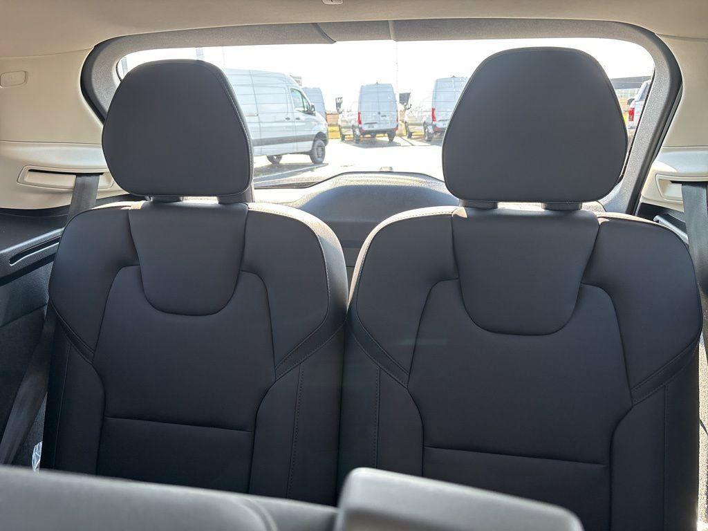 new 2025 Volvo XC90 car, priced at $65,555