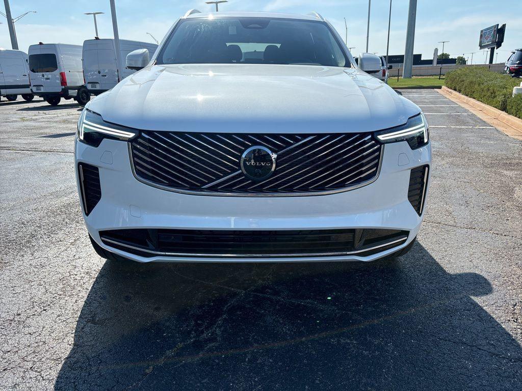 new 2025 Volvo XC90 car, priced at $65,555