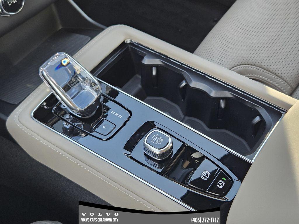 new 2026 Volvo XC90 car, priced at $76,870