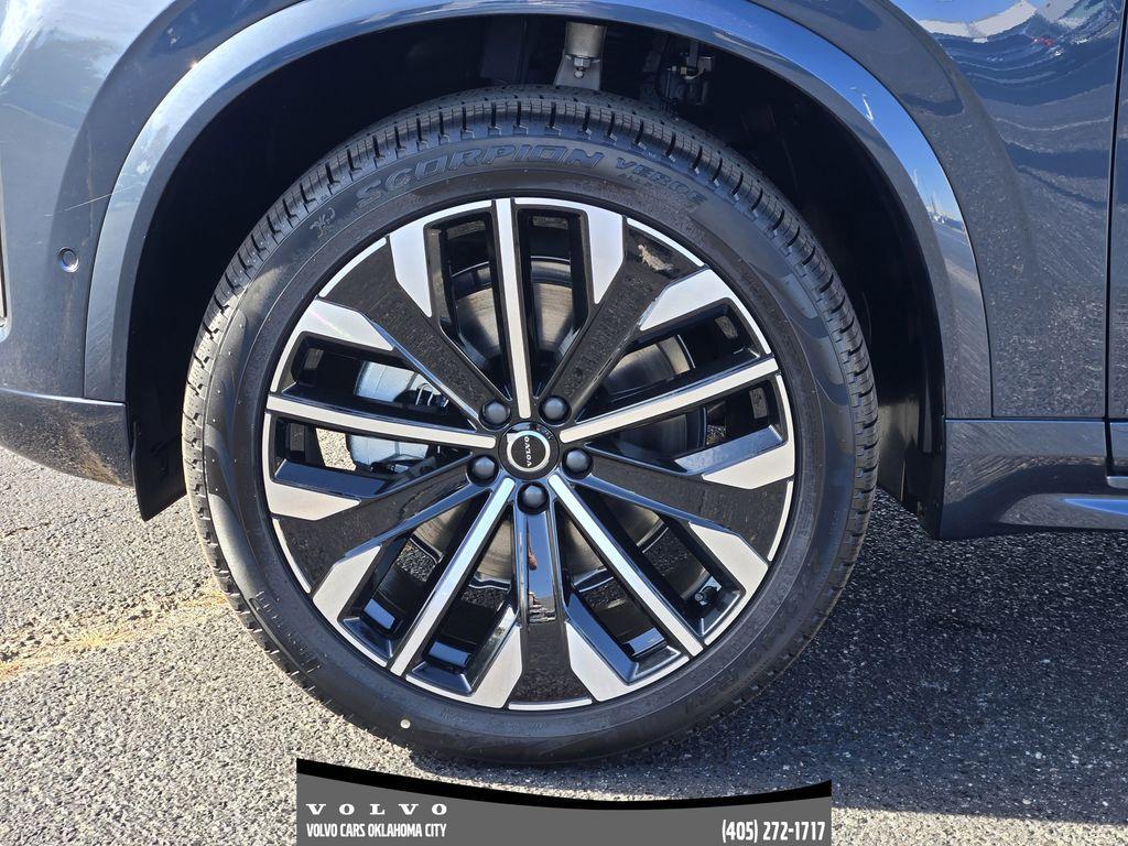 new 2026 Volvo XC90 car, priced at $76,870