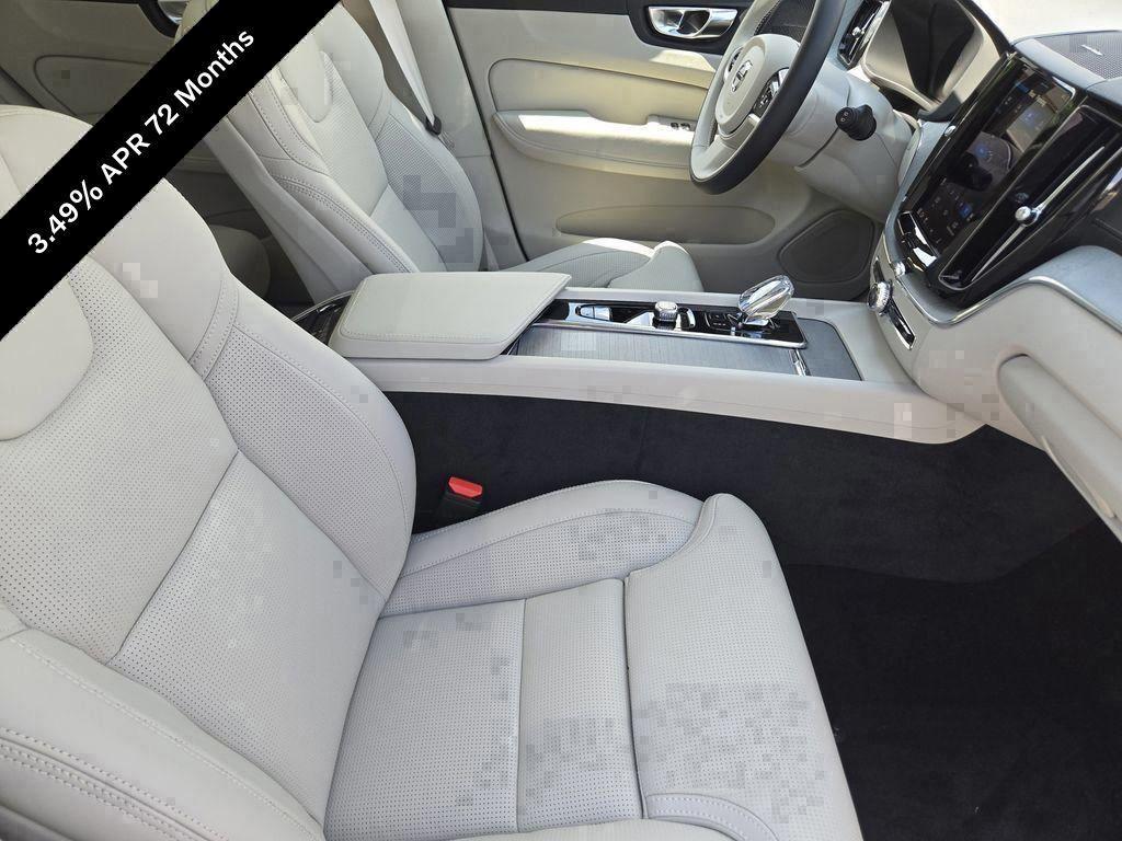new 2025 Volvo XC60 car, priced at $63,670