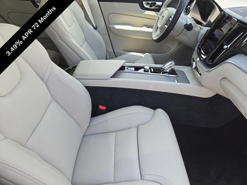 new 2025 Volvo XC60 car, priced at $63,670
