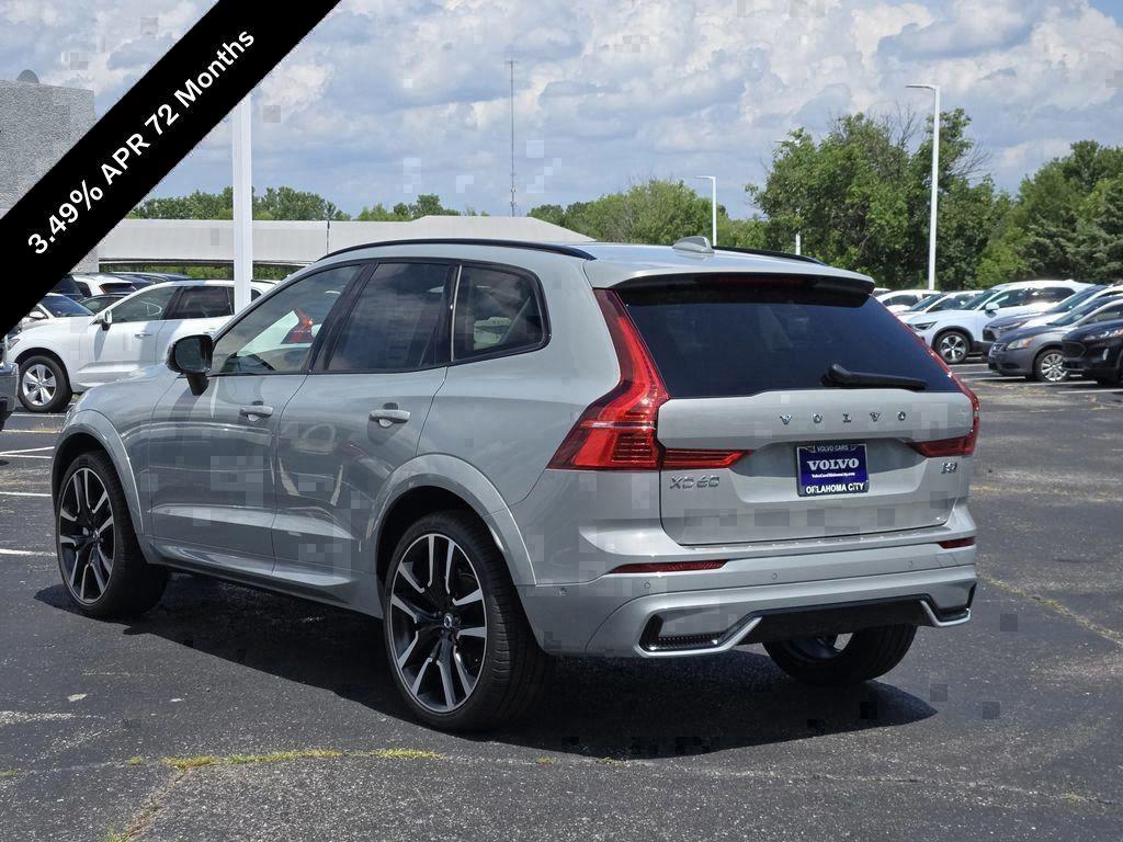 new 2025 Volvo XC60 car, priced at $63,670