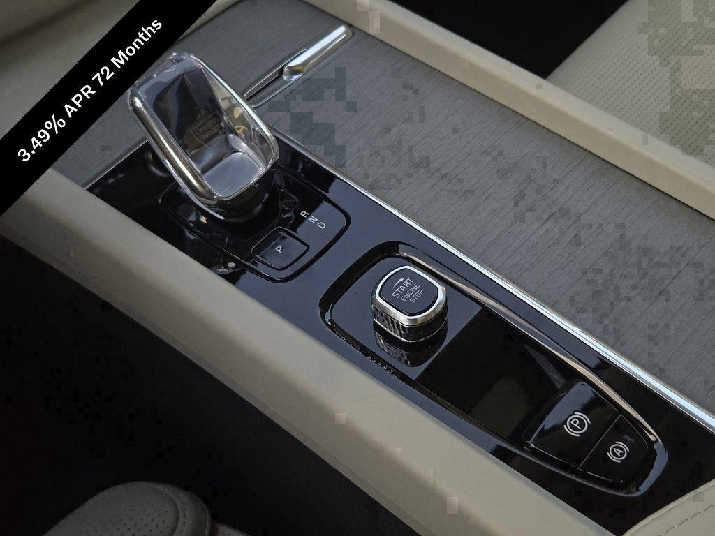 new 2025 Volvo XC60 car, priced at $63,670
