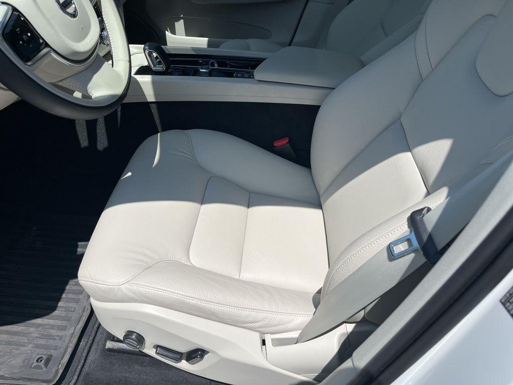 used 2025 Volvo XC60 Plug-In Hybrid car, priced at $54,500
