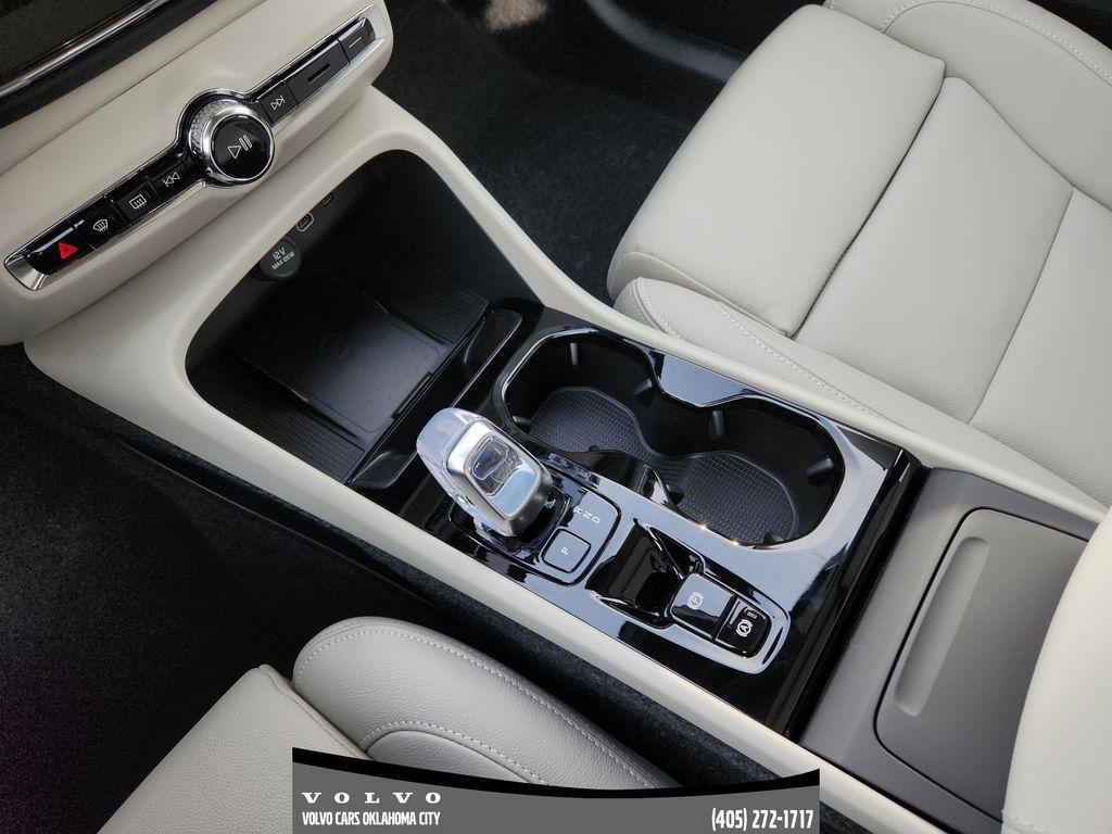 new 2026 Volvo XC40 car, priced at $50,150