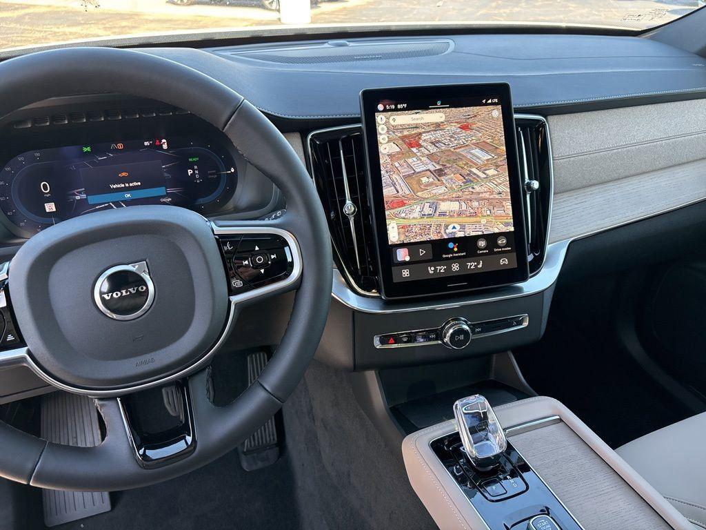 new 2025 Volvo XC90 Plug-In Hybrid car, priced at $80,150