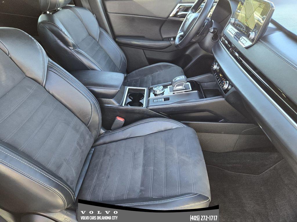 used 2022 Mitsubishi Outlander car, priced at $19,900