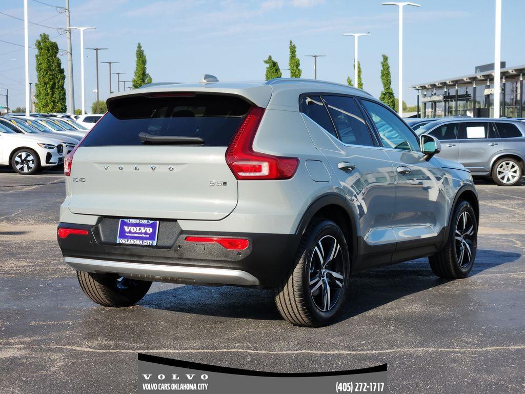 used 2025 Volvo XC40 car, priced at $34,400