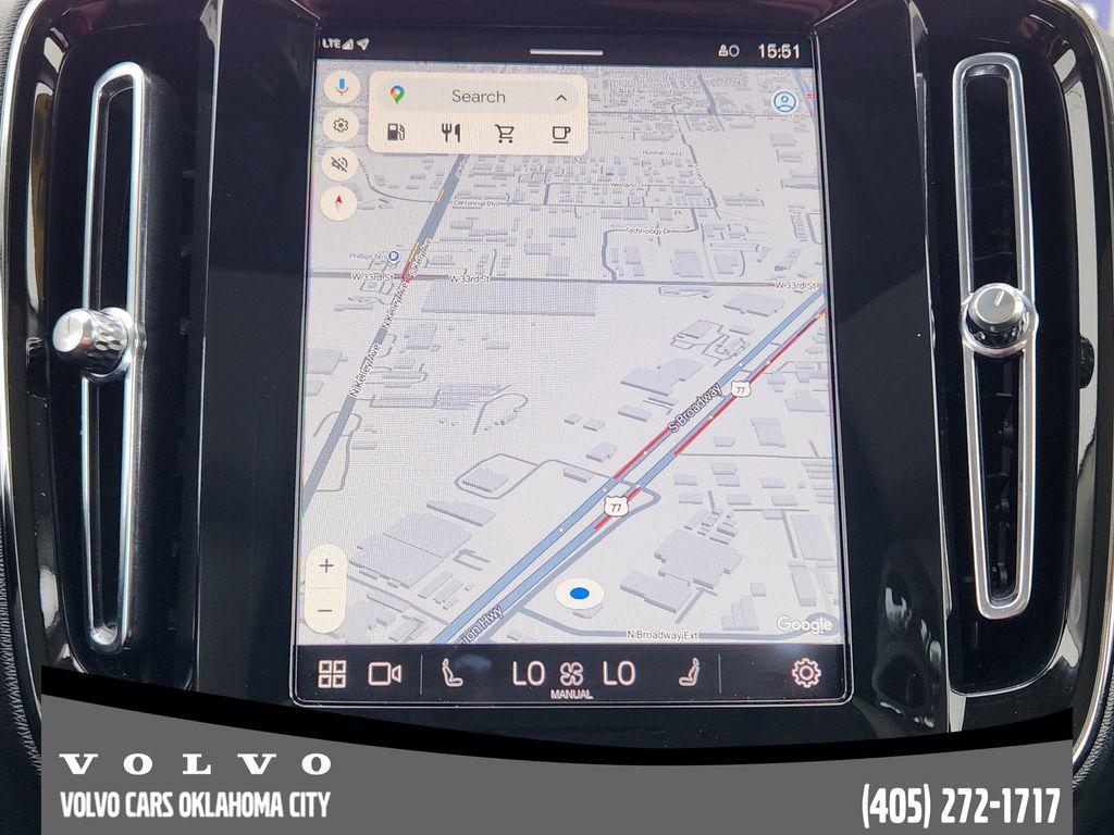 used 2025 Volvo XC40 car, priced at $33,400