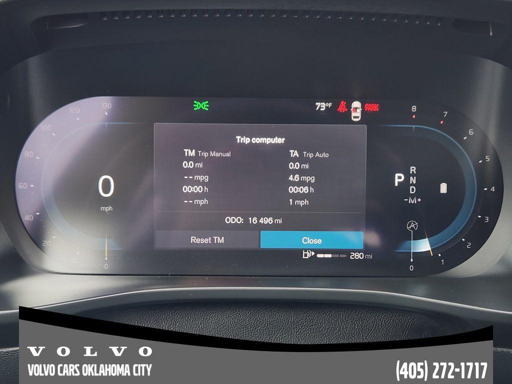 used 2025 Volvo XC40 car, priced at $33,400