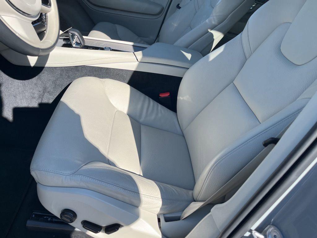 used 2025 Volvo XC90 Plug-In Hybrid car, priced at $64,400