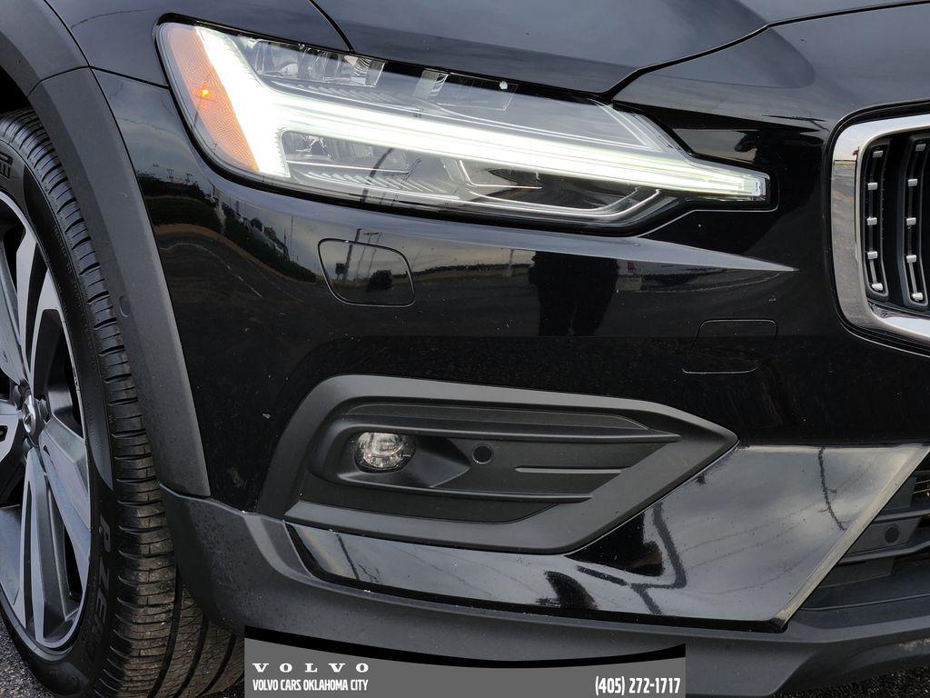 used 2025 Volvo V60 Cross Country car, priced at $41,900