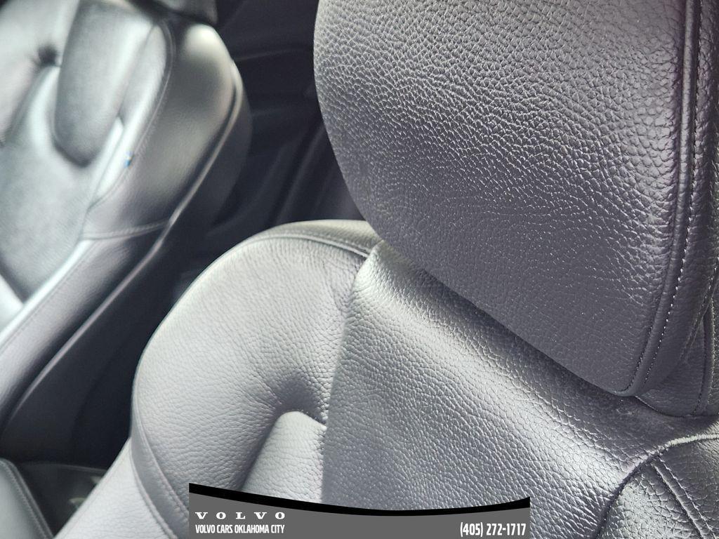 used 2025 Volvo V60 Cross Country car, priced at $41,900