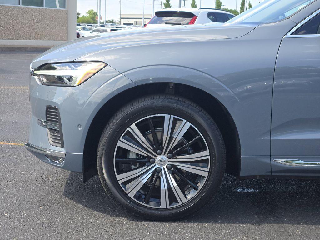 used 2023 Volvo XC60 car, priced at $42,000