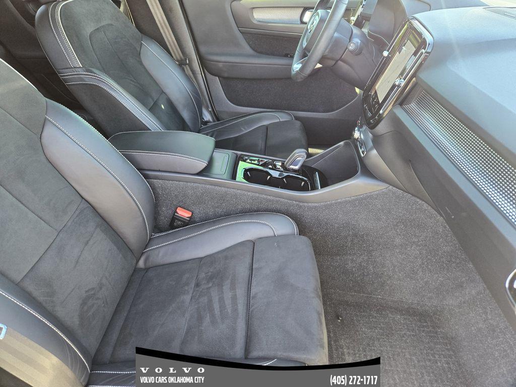 used 2022 Volvo XC40 car, priced at $28,500