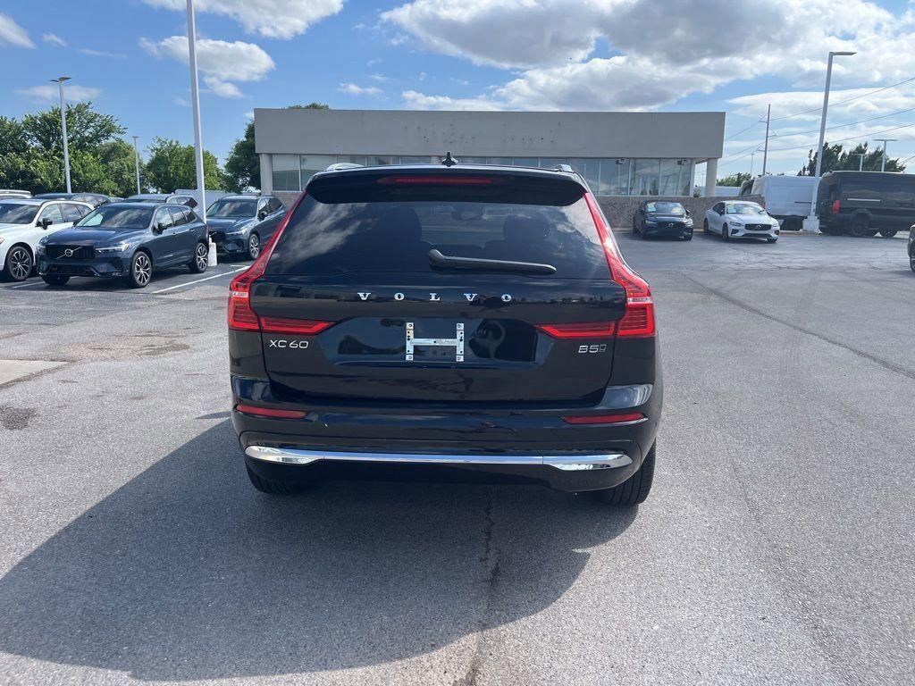 used 2023 Volvo XC60 car, priced at $41,400