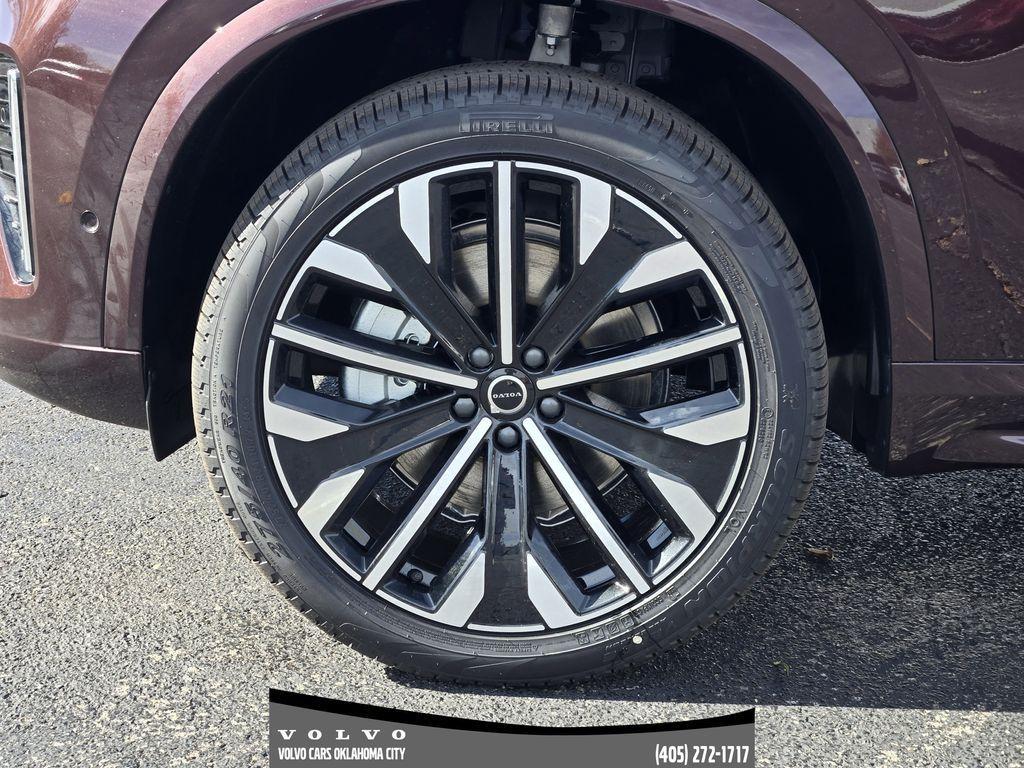 new 2026 Volvo XC90 car, priced at $78,270