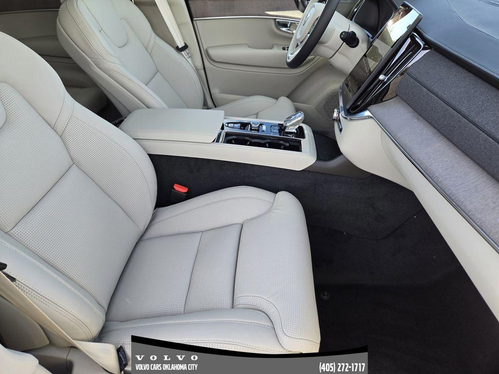 new 2026 Volvo XC90 car, priced at $78,270