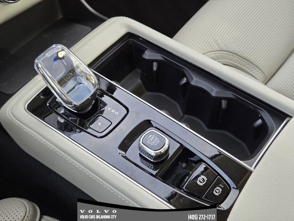 new 2026 Volvo XC90 car, priced at $78,270