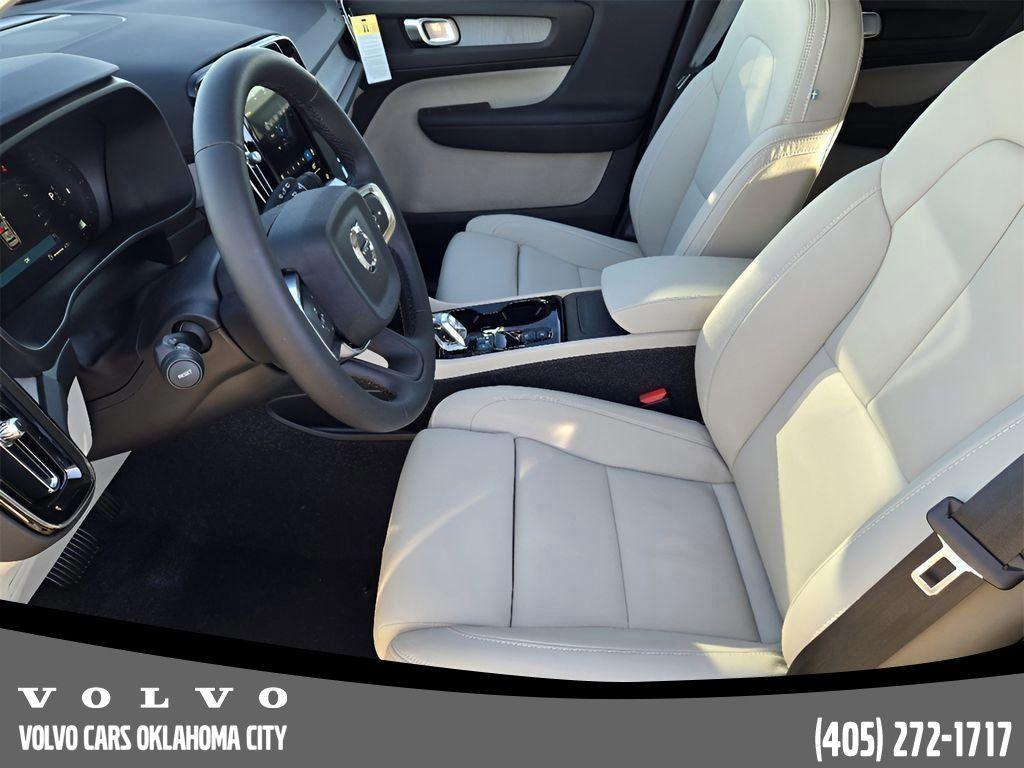 used 2025 Volvo XC40 car, priced at $35,500