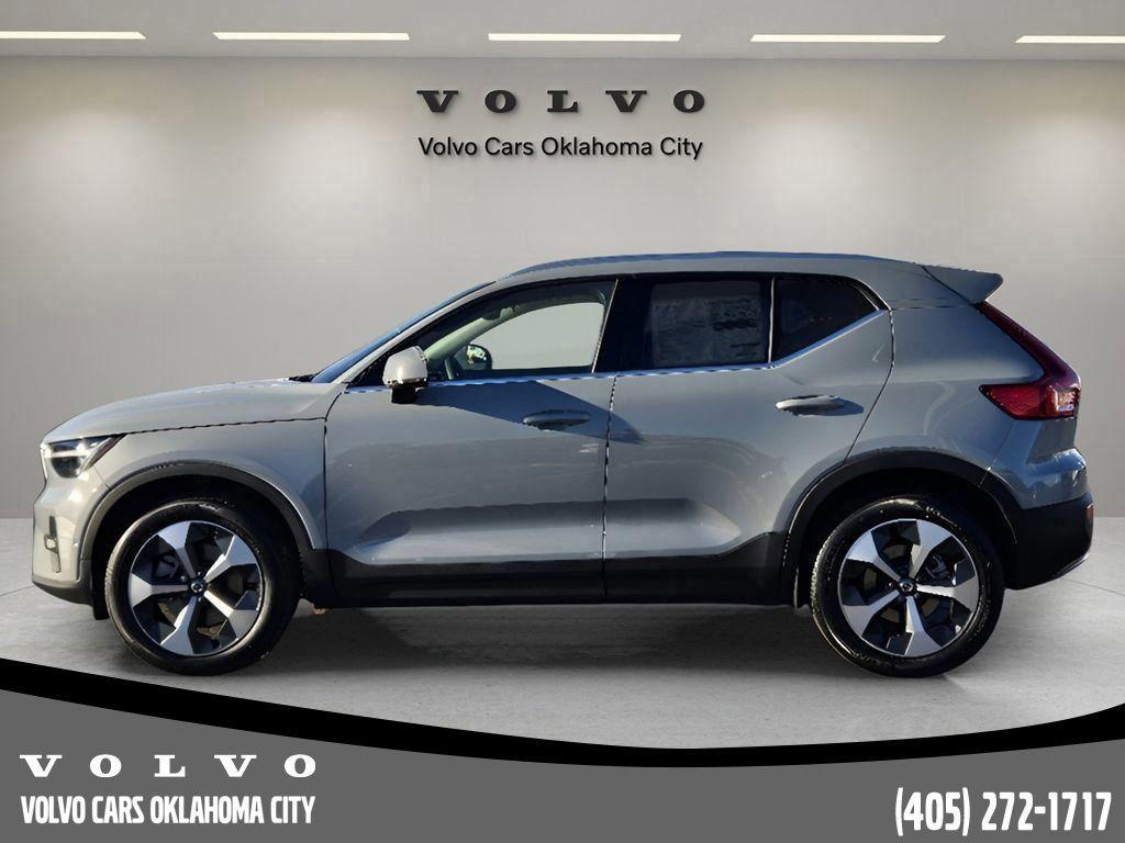 used 2025 Volvo XC40 car, priced at $35,500