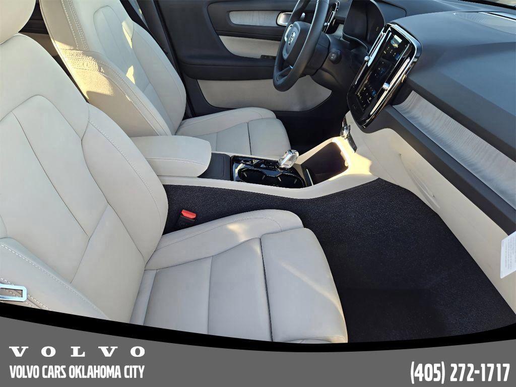 used 2025 Volvo XC40 car, priced at $35,500