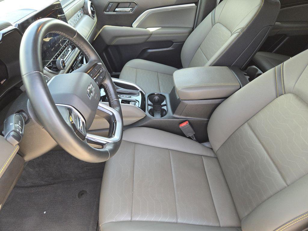 used 2023 Chevrolet Colorado car, priced at $41,900