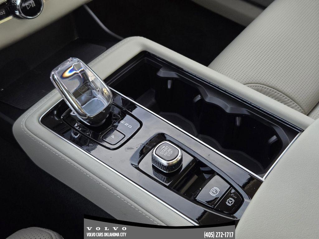 new 2026 Volvo XC90 car, priced at $76,570