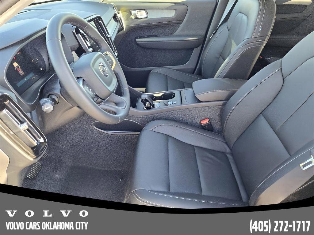 used 2025 Volvo XC40 car, priced at $43,864