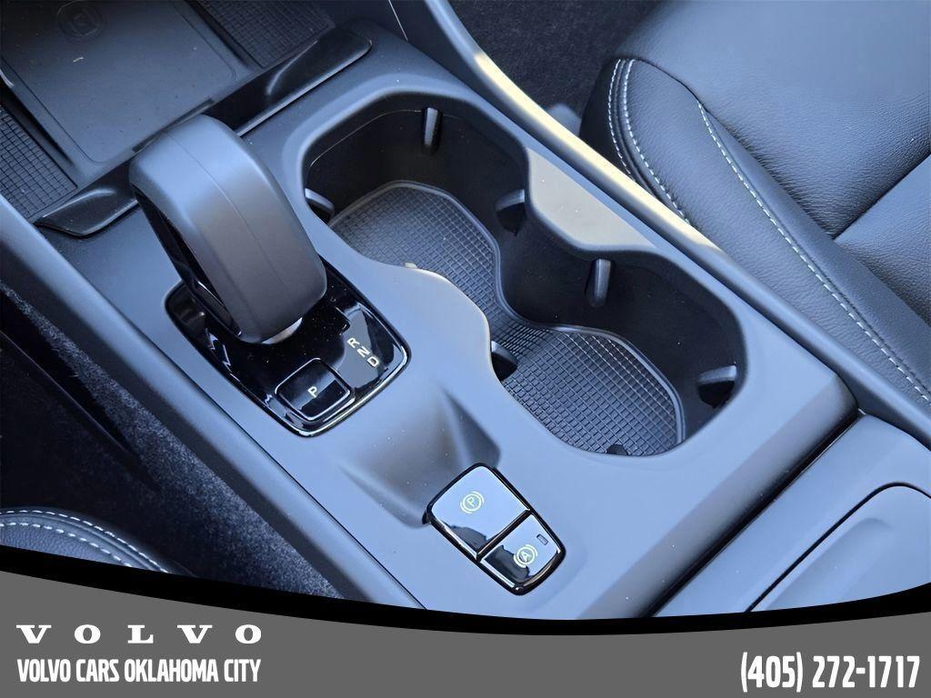 used 2025 Volvo XC40 car, priced at $43,864