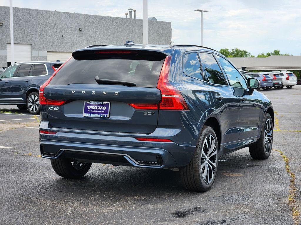 new 2025 Volvo XC60 car, priced at $55,360